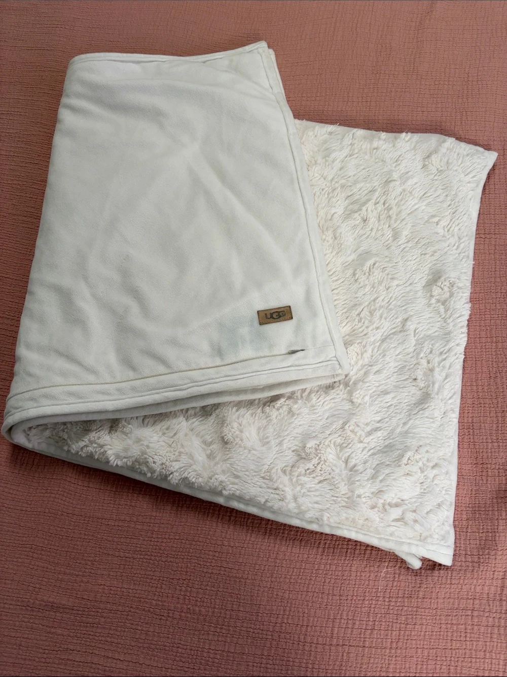 King Sized Ugg Sherpa Pillow Cases